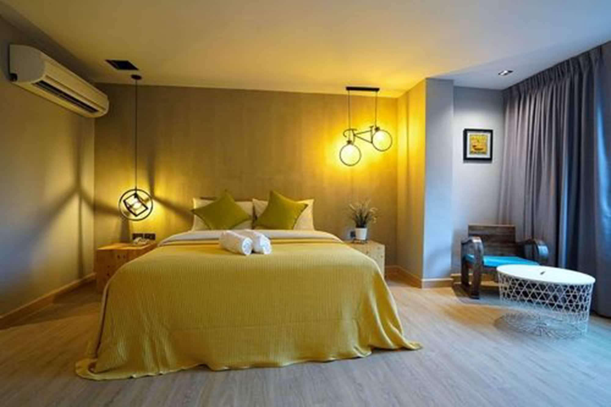 Hotel Hap@Sathorn Bangkok Esterno foto